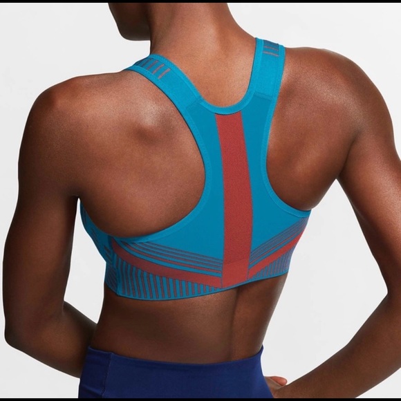 Nike FENOM Flyknit Sports Bra Size Small Like New - Picture 4 of 4